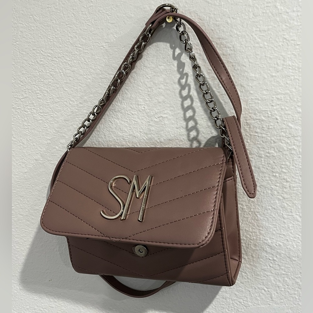 Steve Madden (SM) mauve color purse and earphone pouch